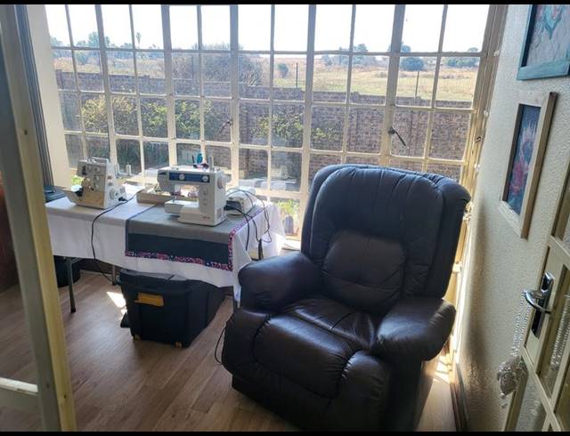 1 BEDROOM TOWNHOUSE FOR SALE IN MINNEBRONNE